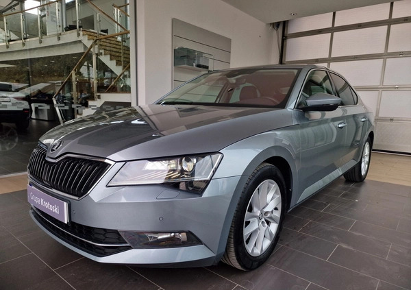 Skoda Superb cena 89900 przebieg: 78168, rok produkcji 2018 z Łódź małe 781